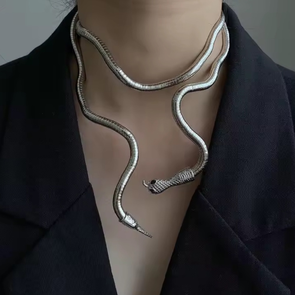 Serpenti silver Magic Snake Cool Bendy Multilayer Necklace